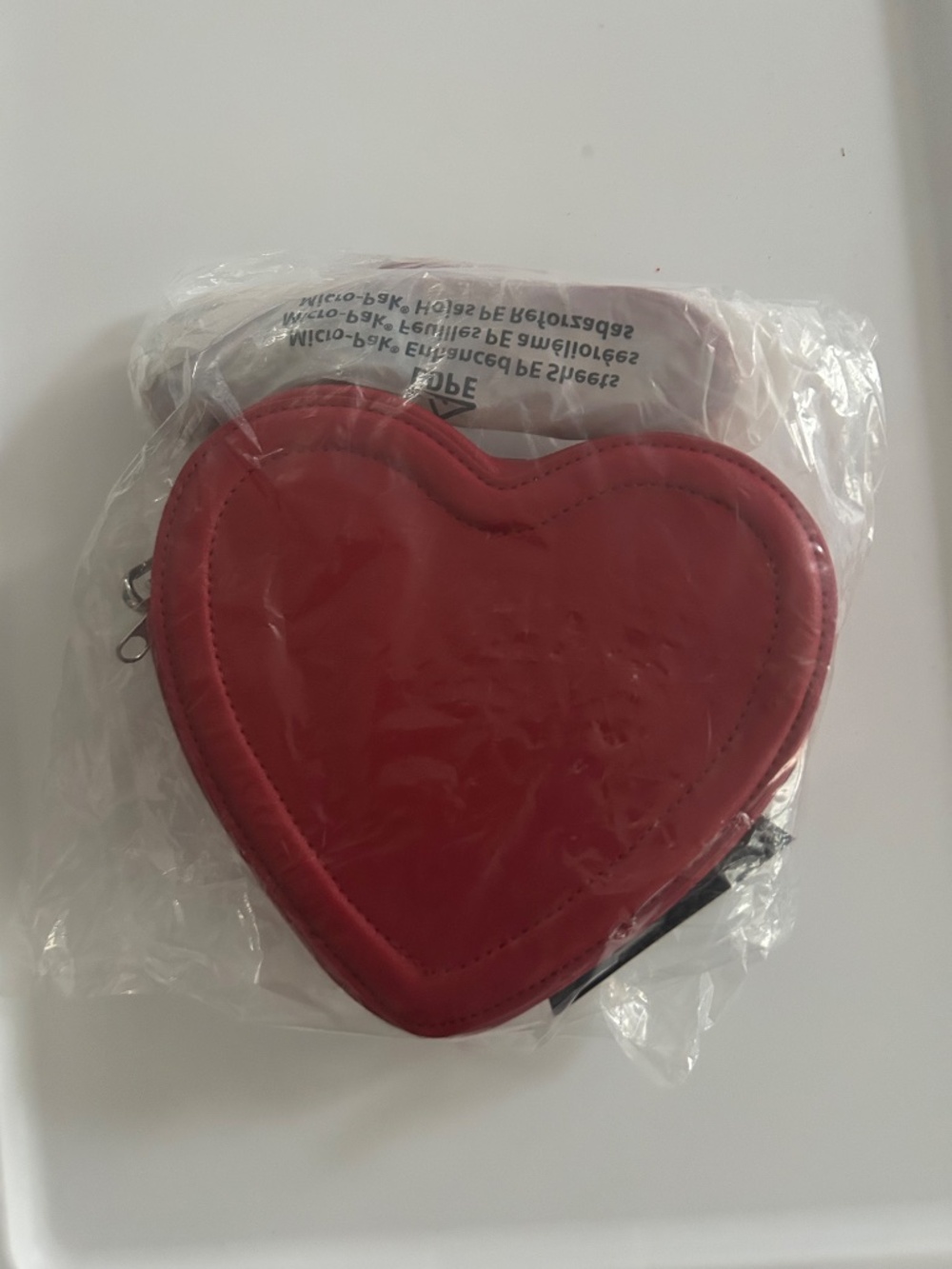 Art Class Studded Heart Shaped Crossbody Bag Red NWT - Picture 3 of 3